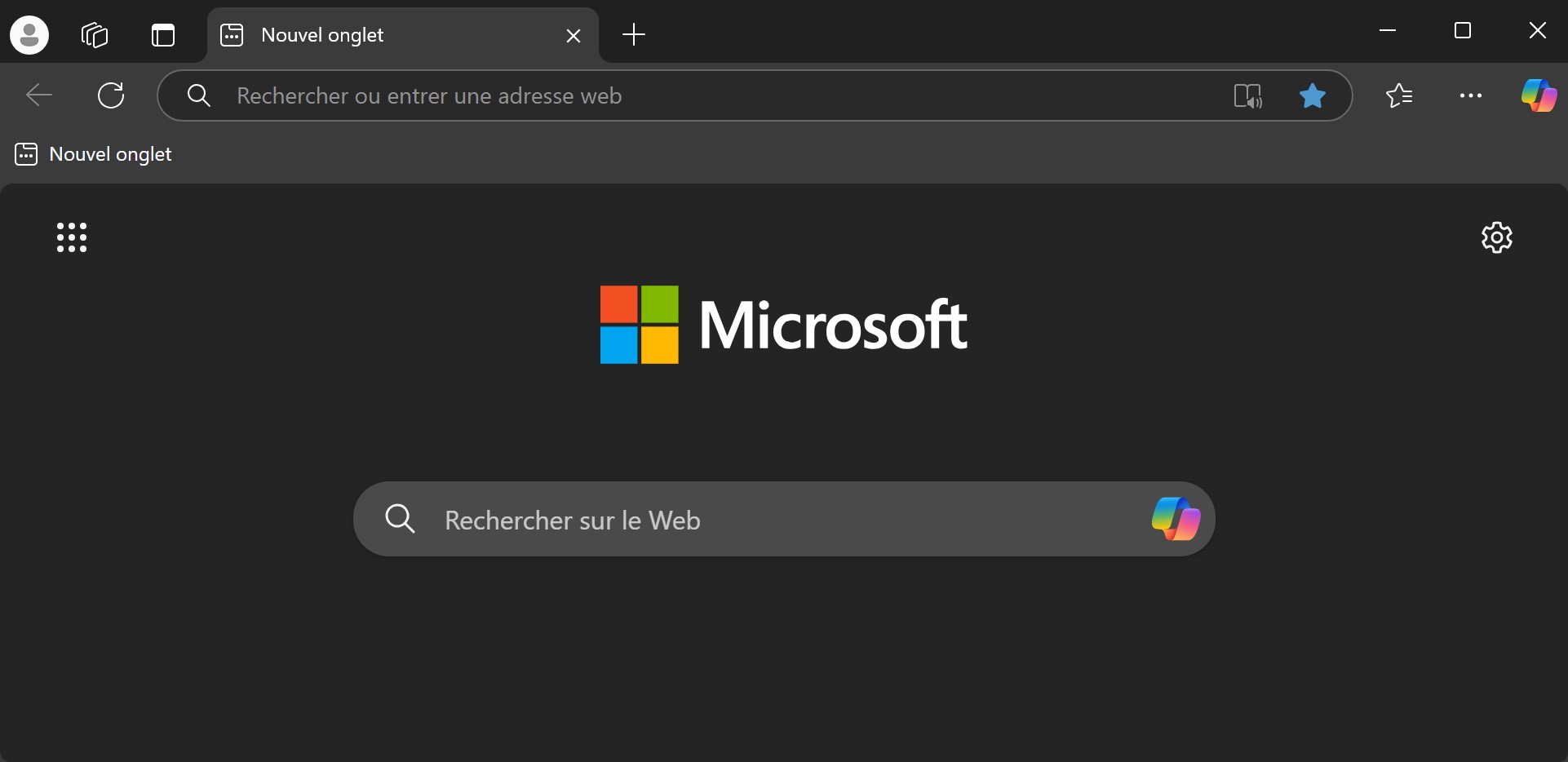 Capture d’ecran du mode sombre activé sur Edge