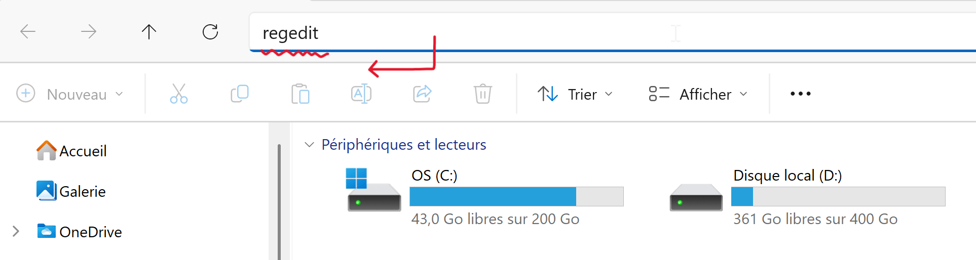 Utiliser l'Explorateur de fichiers pour ouvrir le Registre